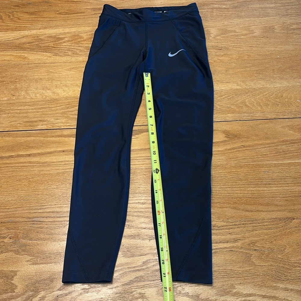 Nike Women’s 5 Piece Activewear Black Hoodie & Leggings with White / Yellow Tops - Picture 13 of 13
